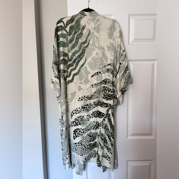 ❤️MAKE OFFER❤️ ANTHROPOLOGIE one size Green Floral Print Kimono Long Duster - Picture 1 of 5